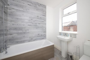 Entire Manchester Cheetham Hill house